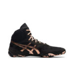 ASICS เอสิค แมท เสื้อสูทแฟชั่น สาหรับผู้ชายและผู้หญิง กันลื่น ทนต่อการสึกหรอ น้าหนักเบา และสะดวกสบาย รองเท้าเทรนนิ่ง สีดา โรสโกลด์