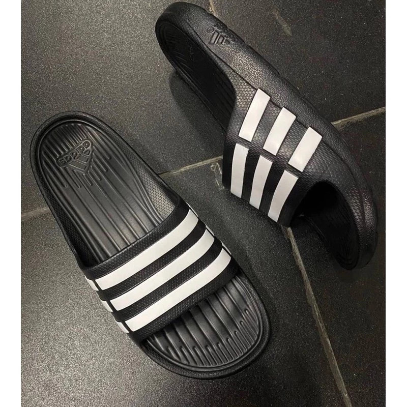 รองเท้าแตะ Adidas รองเท้าแตะแบบสวม ใส่ได้ทั้งชายและหญิงแนะนำสั่งเพิ่ม 1 เบอร์คะ