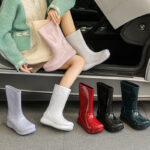 Sanming Meiyu รองเท้าบูทสตรีรองเท้าบูทกันฝนกลางลูกวัวผู้หญิงกันน้ำญี่ปุ่นรองเท้าน้ำสวมใส่ด้านนอกรอง