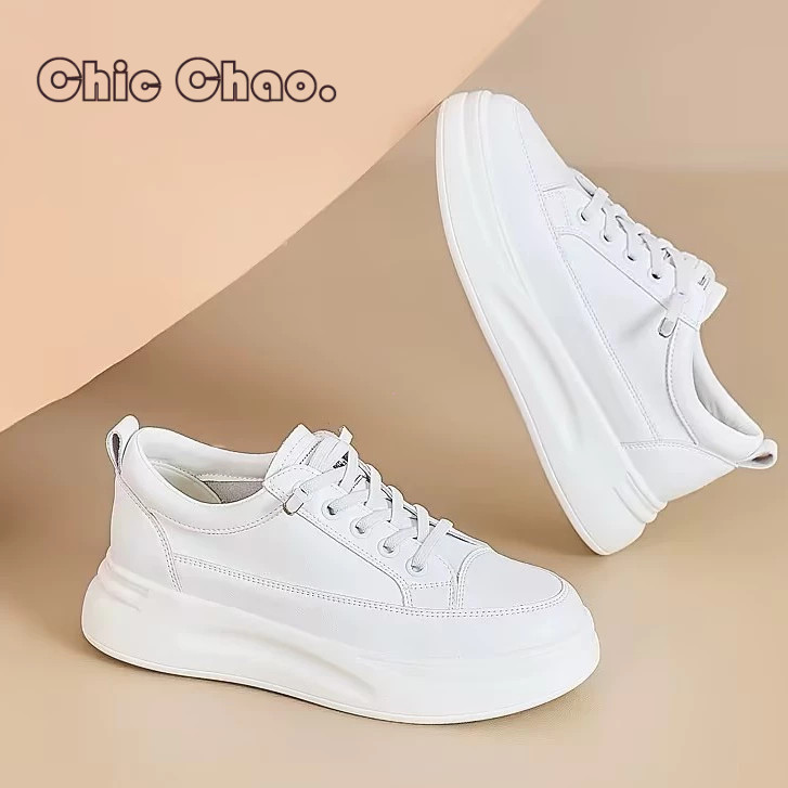 จัดส่งทันที รองเท้าสีขาวสำหรับผู้หญิง รองเท้าผ้าใบพื้นนุ่มลำลองสำหรับนักเรียนสไตล์เกาหลี สูงขึ้น 5 ซม