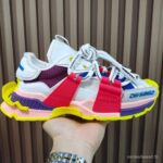 D2025 รองเท้าผ้าใบสไตล์ daddy laceup สีคอนทราสท์สำหรับผู้ชายและผู้หญิง นุ่มสบาย เหมาะสำหรับใส่ในบ้านและการใช้งานประจำวัน KSO0