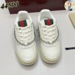 มีใบเสร็จรับเงิน ใหม่เอี่ยม ของแท้ GUCCI รองเท้าผ้าใบ WOMENS GUCCI REWEB SNEAKER รับประกันสองปี