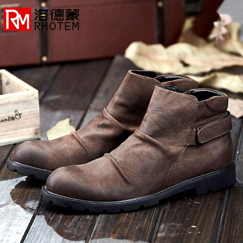 Lordmond HighEnd Retro Martin Boots ผู้ชายอินเทรนด์สไตล์ใหม่รองเท้าสั้นผู้ชายจีบ Cowhide MidTop Chelsea