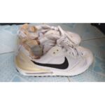 รองเท้าผ้าใบผู้หญิงซื้อ1แถม1